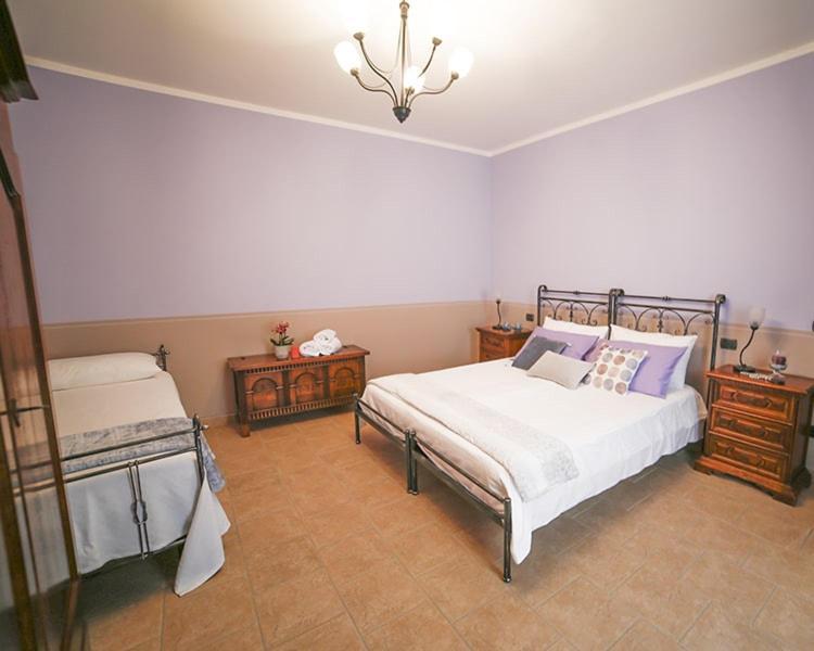 Palazzo Le Muse Apartments Беванья Екстер'єр фото